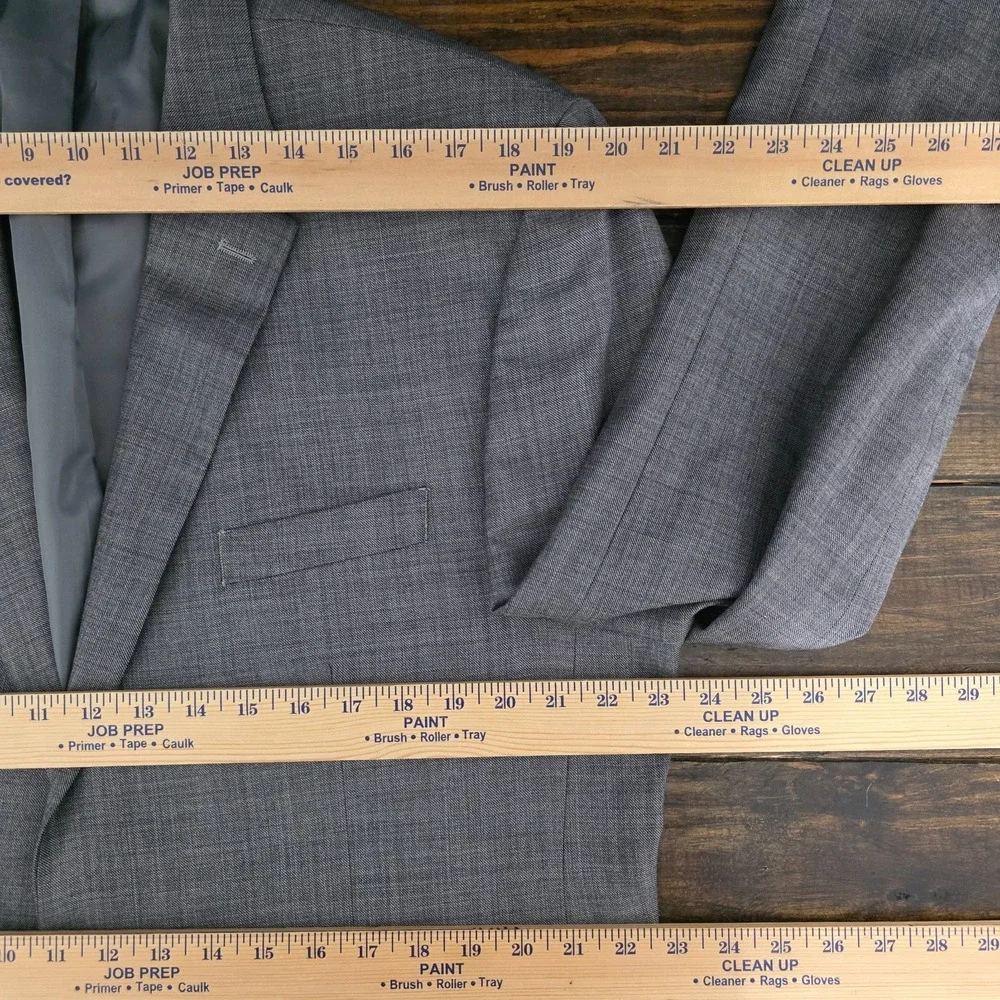 Chaps Men's‎ Sport Coat Blazer Two Button Gray Heather Sharkskin Wool 46R